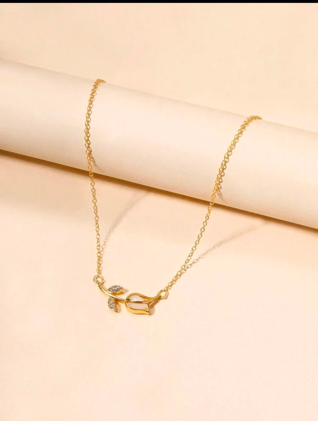 Petal Glow Necklace