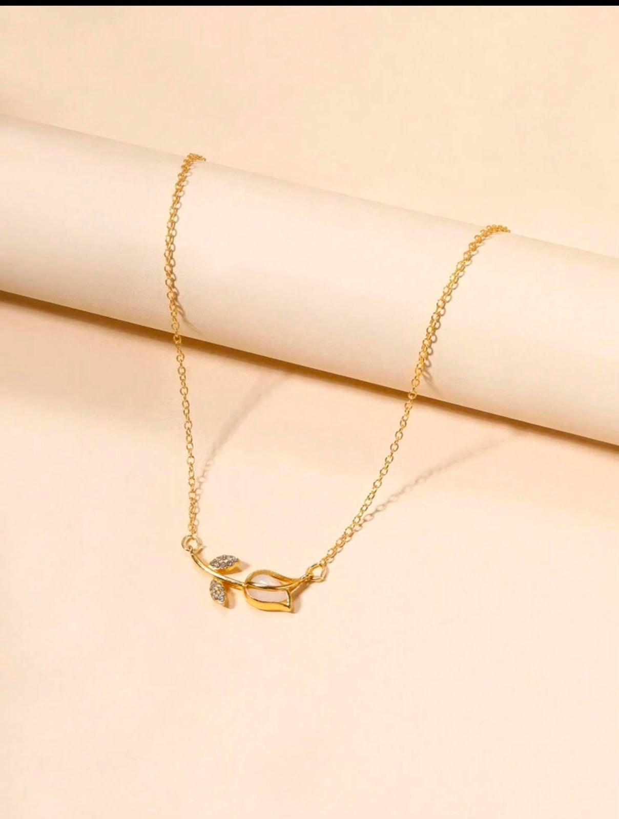 Petal Glow Necklace